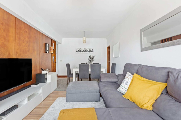 Others 5, Spacious 3 Bedroom Apartment in Lisbon, Lisbon