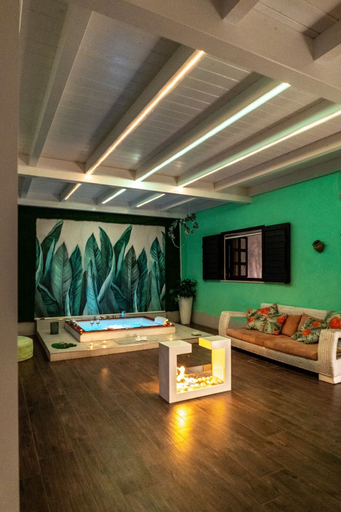 Public Area 3, La Villa, Taranto