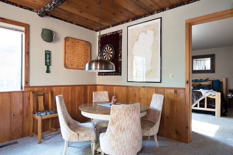 Public Area, North Shore - Dancing Antler, Placer