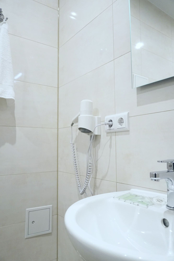 Bathroom 5, Motel Blue, Berlin