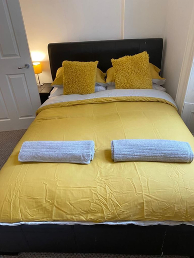 Bedroom 2, City centre - 1 bedroom apartment, Newcastle upon Tyne