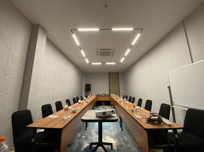 Business Facilities 28