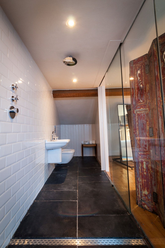 Bathroom 4, Kellys Hotel - Adults Only, Dublin