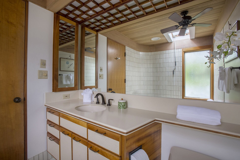 Bathroom 4, Wailea Point 2902, Maui