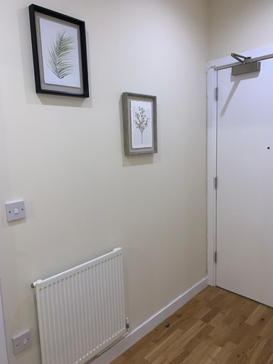 Public Area, Unique & Stylish 2 Bed Apartment, Kent