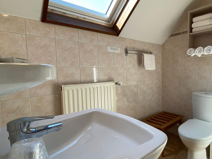 Bathroom 4, Logis La Chaumiere Saint-Maurice, Haute-Savoie