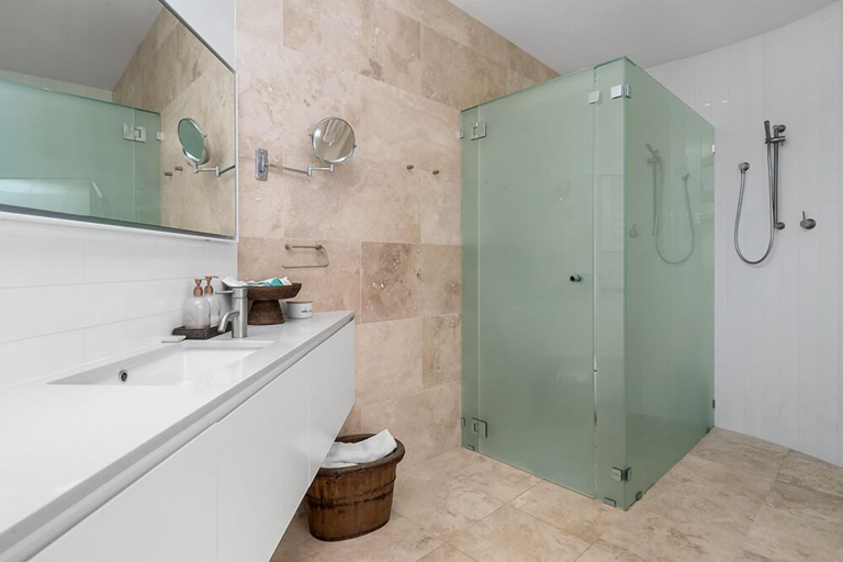 Bathroom 5, Your Luxury Escape - Horizon, Byron