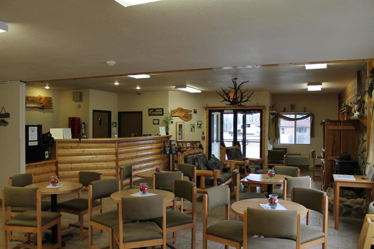 Public Area 2, Booneslick Lodge Jane, McDonald