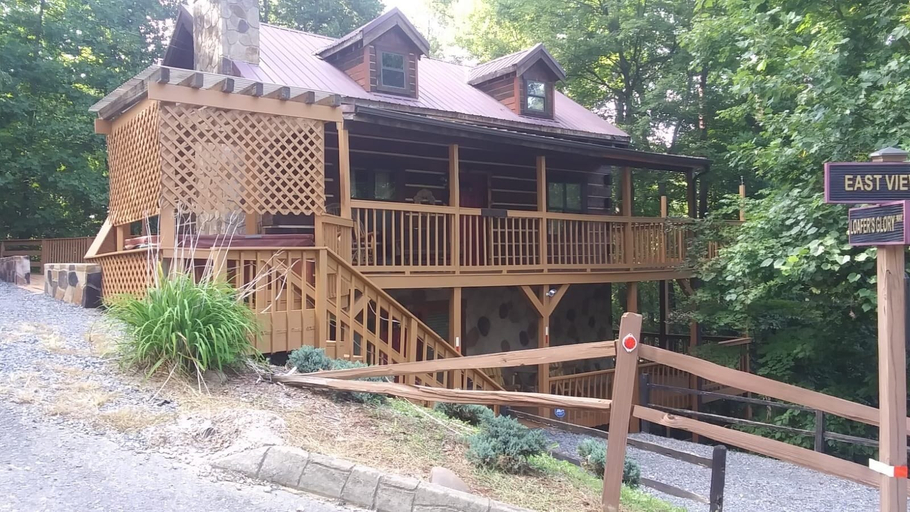Exterior & Views 1, Sunrise Views, Sevier