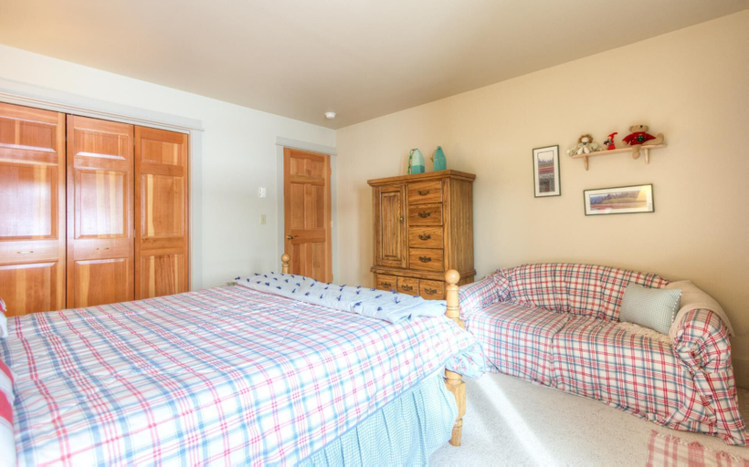 Bedroom 1, Crail Creek Condos at Big Sky, Gallatin
