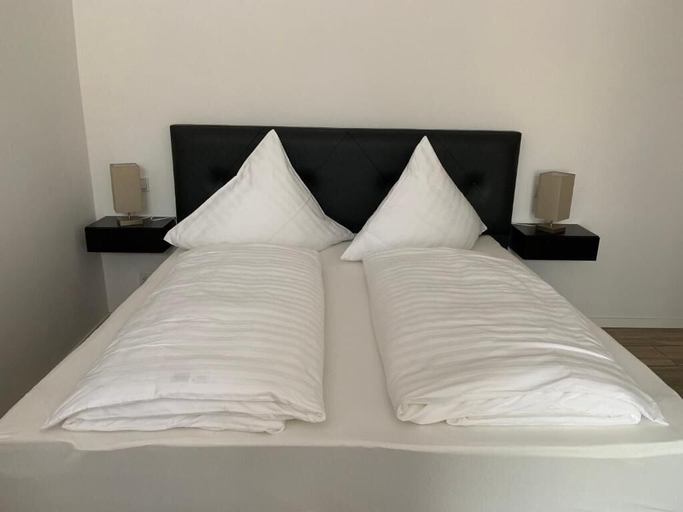 Bedroom 2, PensioNett, Salzlandkreis
