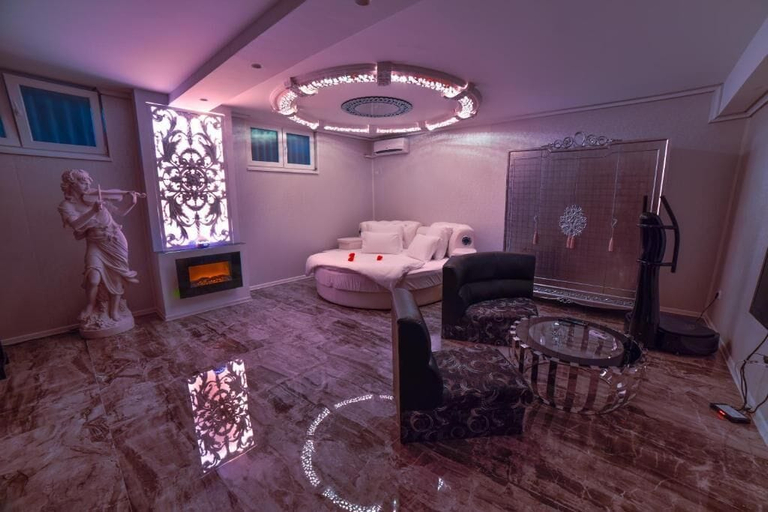 Others 5, Spa, Novi Sad
