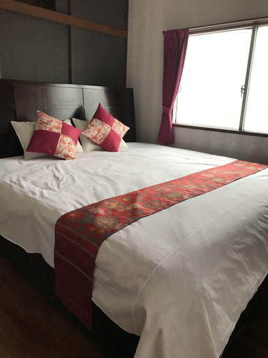 Bedroom 3, Warayunso Villa, Naha