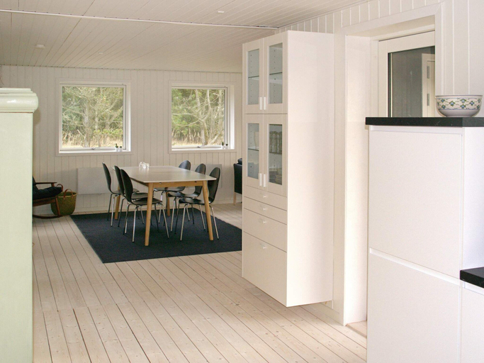 Others 4, 4 Star Holiday Home in Pandrup, Jammerbugt