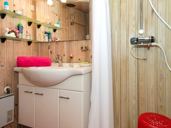 Bathroom 4, 4 Person Holiday Home in Grenaa, Norddjurs
