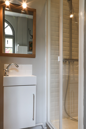 Bathroom 5, Gîte des Ecuries d'Hodebert, Indre-et-Loire