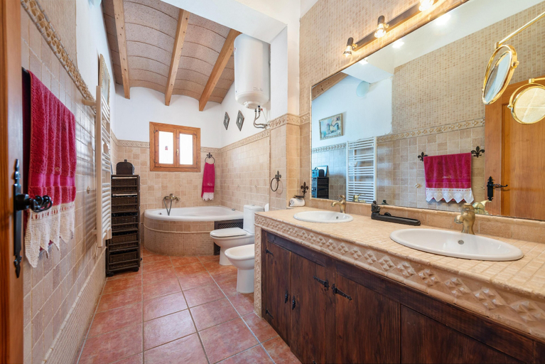 Bathroom 5, Mostatxet, Baleares