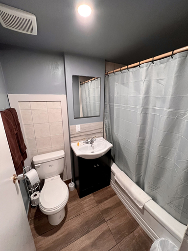 Bathroom 4, Hwy 17 Hotel, Algoma