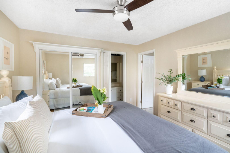 Bedroom 2, Harper - Beach Abode w Pool & Walk to the Beach!, Okaloosa