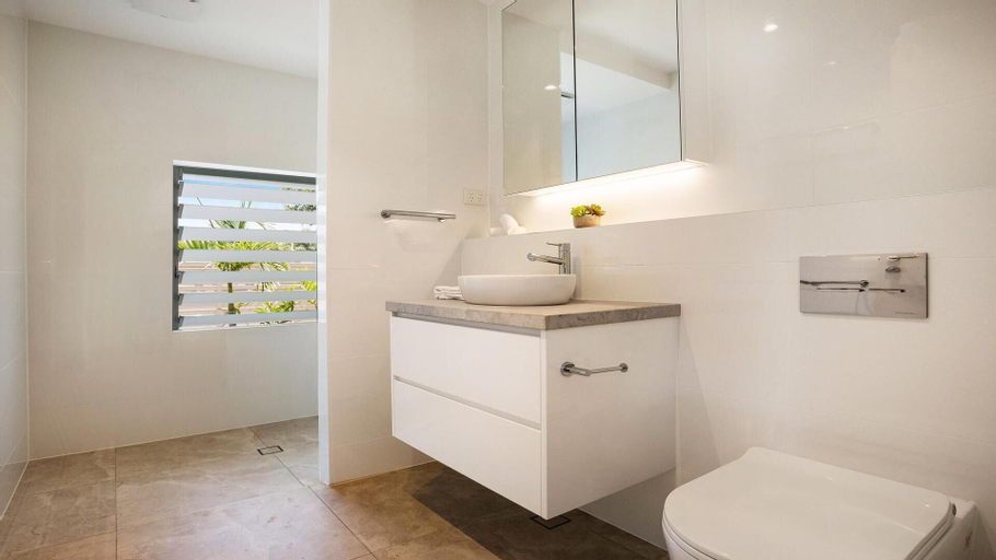 Bedroom 3, Your Luxury Escape - Ocean Sapphire, Byron