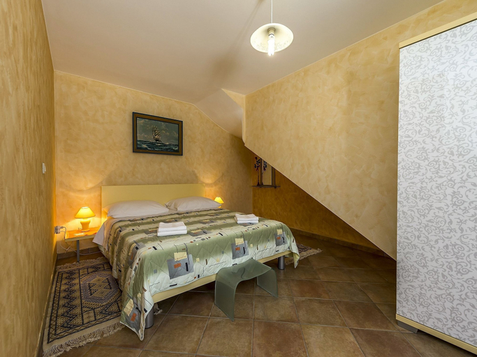 Bedroom 3, Villa Valtrazza, Poreč