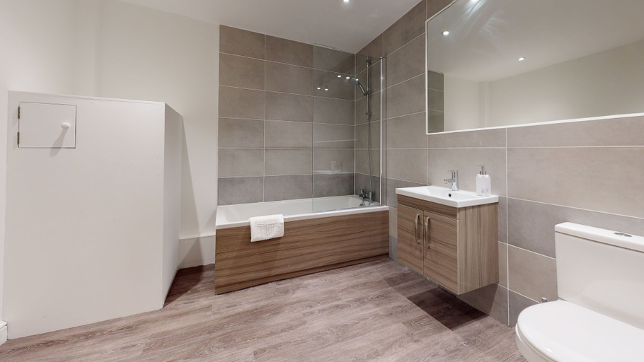 Bathroom 4, Bridge Apartments by Karah Suites, Suffolk