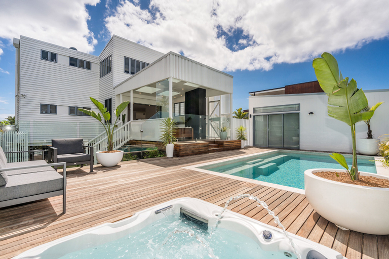 Sport & Beauty 1, Your Luxury Escape - Summerhaven House, Byron