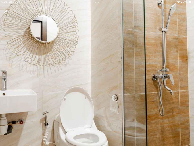 Bathroom 5, Sleptopia at Formosa Residence Nagoya, Batam