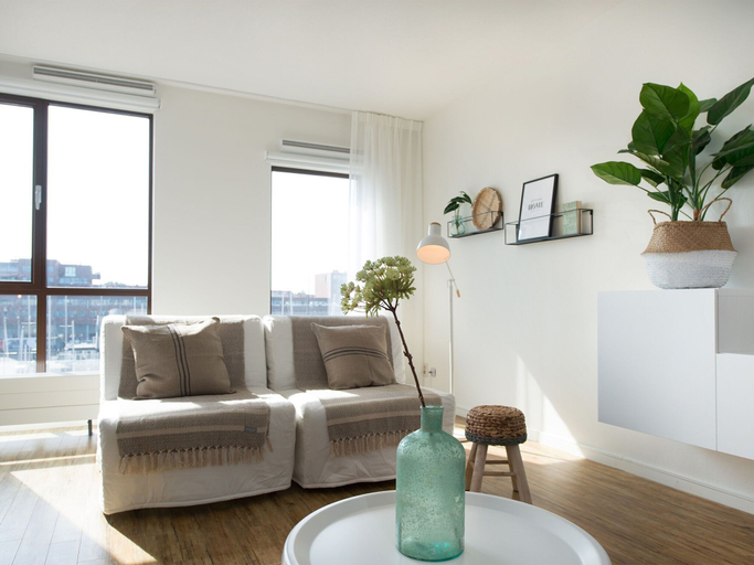 Others 5, Apartment in Netherlands near the Beach, Den Haag