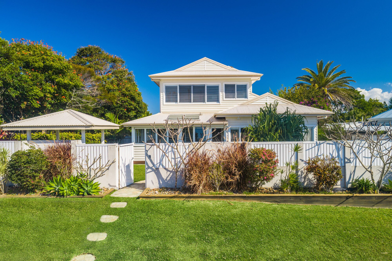 Exterior & Views 1, Your Luxury Escape - Away on Seaview, Byron