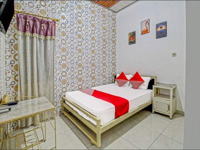 Bedroom 1, SUPER OYO 91429 Butterfly Kost, Tulungagung