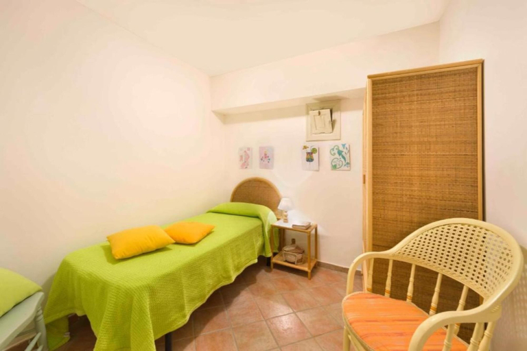 Bedroom 3, Villa Solatia, Napoli