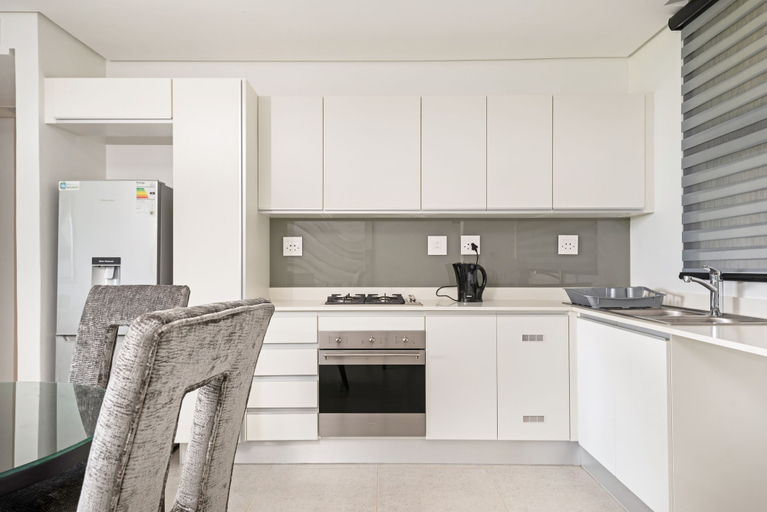 Others 5, Modern Ocean Dune Apartment, eThekwini