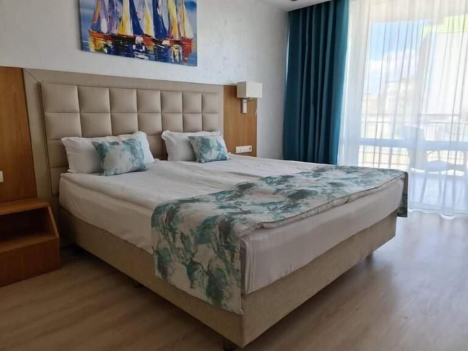Bedroom 2, Bilyana Beach Hotel- Adults only, Nesebar