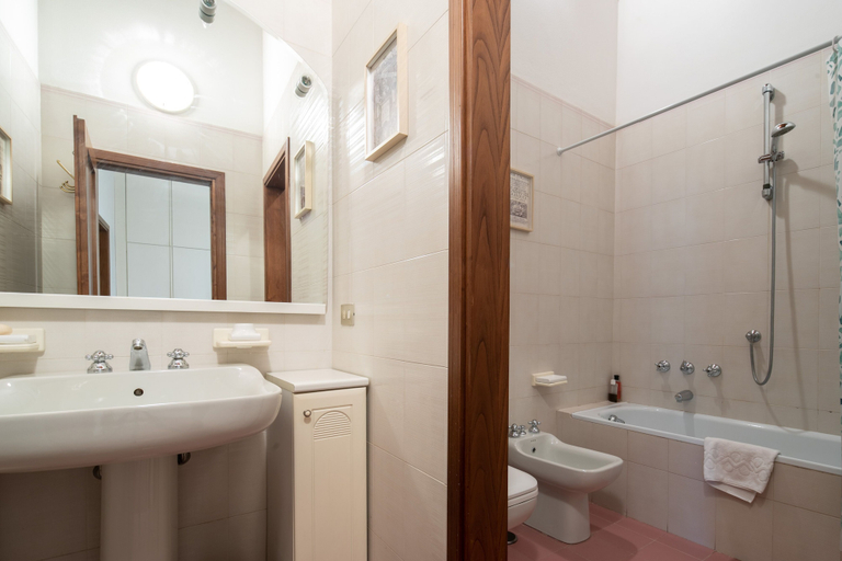 Bathroom 5, SCALA GARDEN Apartment, Florence