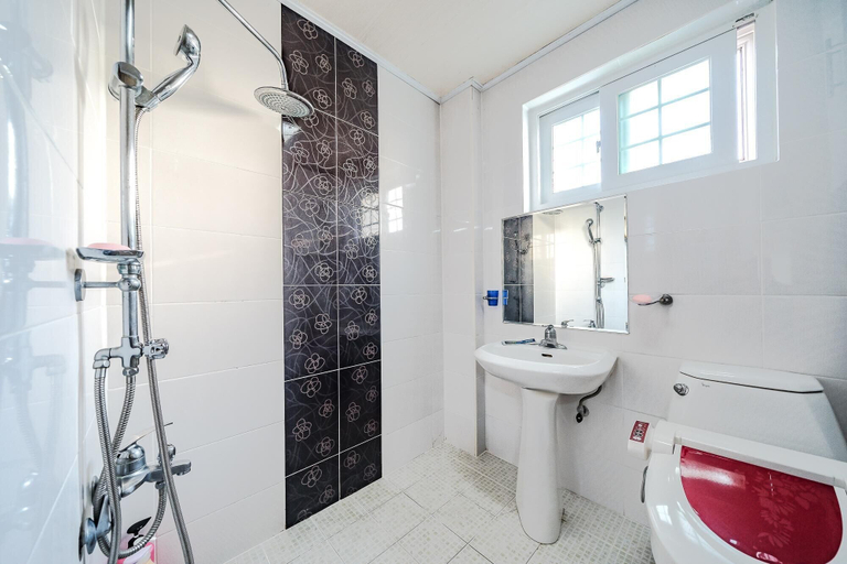 Bathroom 5, Yeosu Arens Pension, Yeosu