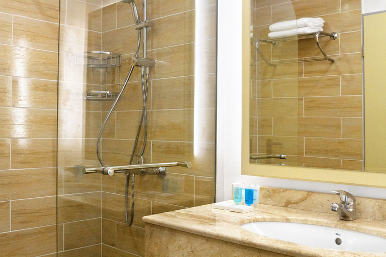 Bathroom 4, Bilyana Beach Hotel- Adults only, Nesebar