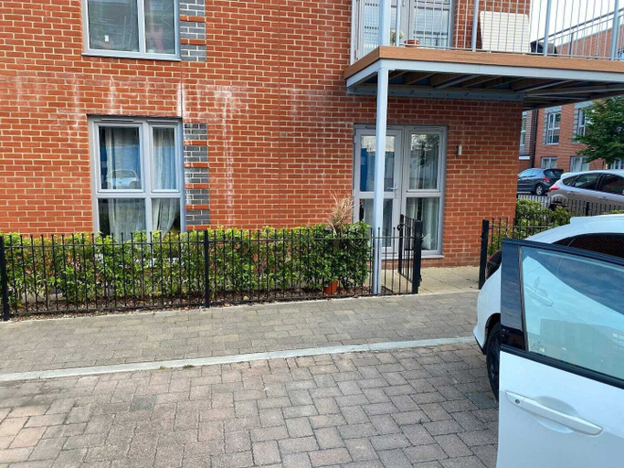 Exterior & Views, Ashahmali's Apartment, Southampton