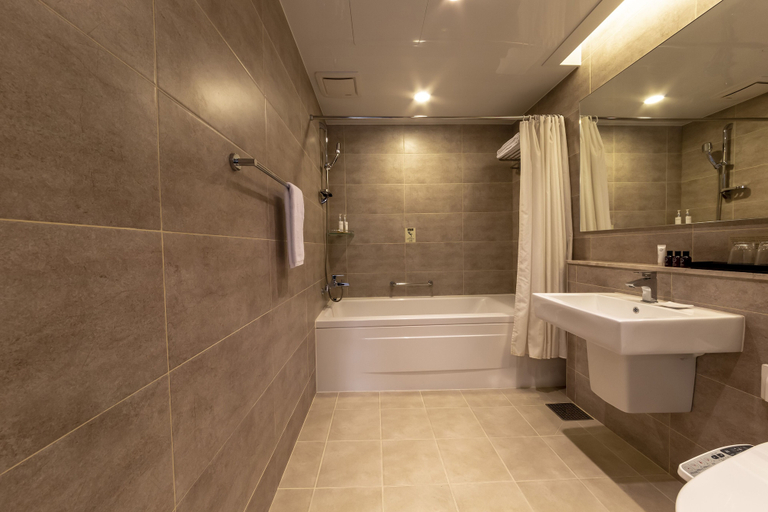 Bathroom 4, Haeundae H Stay Hotel, Haeundae