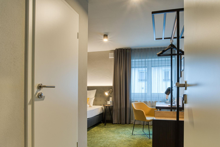 Bedroom 3, Vienna House Easy by Wyndham Ingolstadt, Ingolstadt