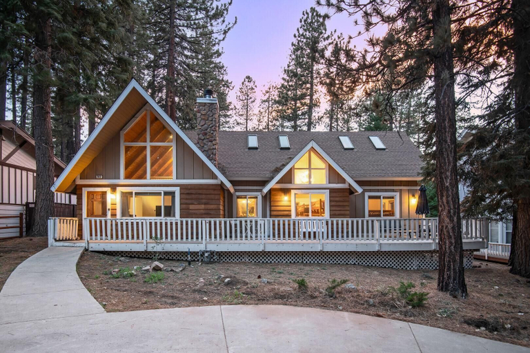 Exterior & Views 2, Tomahawk Dr - Hartwood, San Bernardino