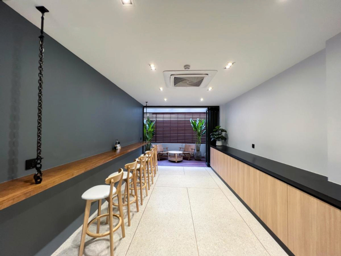 Business Facilities 3, The Nhorm Hotel Ratchada, Huai Kwang