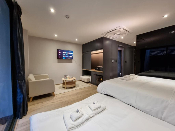 Bedroom 4, The Nhorm Hotel Ratchada, Huai Kwang