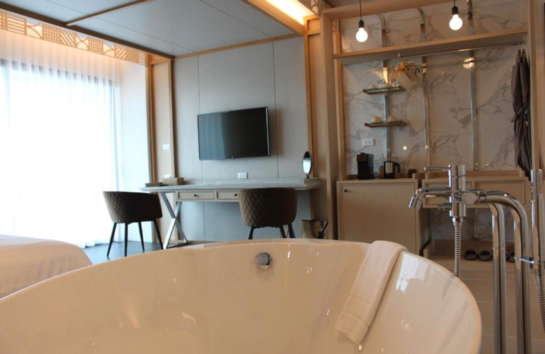 Bathroom 22