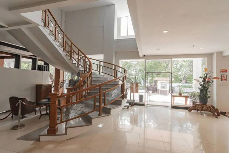 Public Area 6