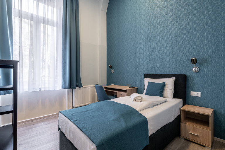 Bedroom 3, Full Moon Budapest, Budapesti