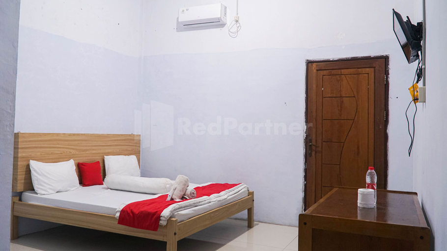 Bedroom 4, The Karo's Residence Mitra RedDoorz, Medan