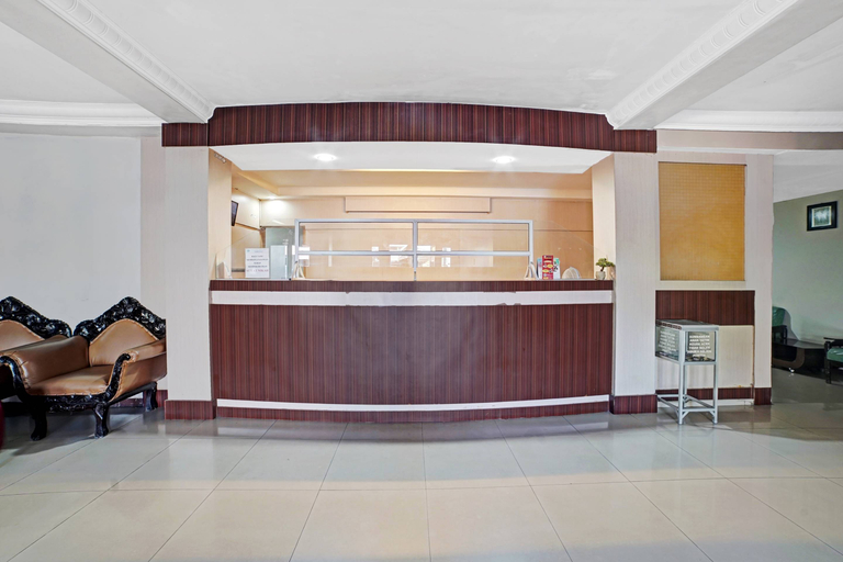 Public Area 2, Hotel O Wisma Kuta Karang Baru, Lhokseumawe