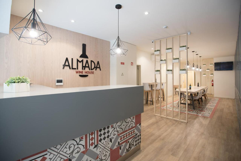 Public Area, Almada Wine House, Porto