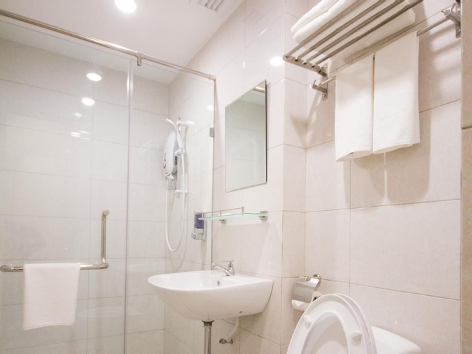Bathroom 4